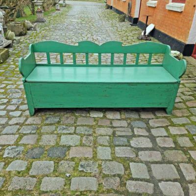 Groen, antik slagbaenk.