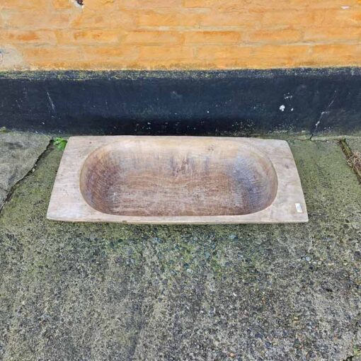 Mellemstort traetrug.