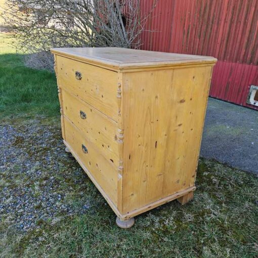 Afsyret, antik kommode med 3 store skuffer - Image 2