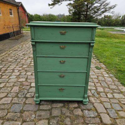 Svensk groen kommode med 5 skuffer